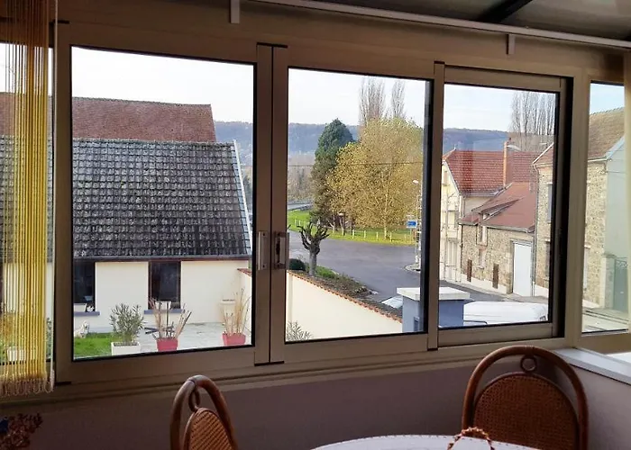 La Dimanche * Reuil-sur-Marne